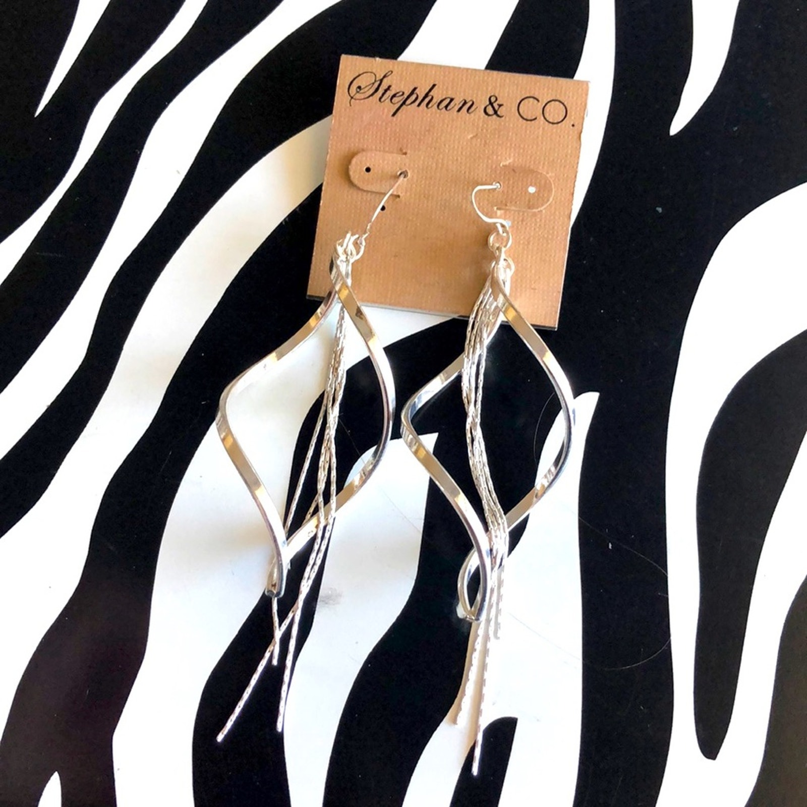 3 For 30 Stephan Co Silver Dangle Earrings 12$